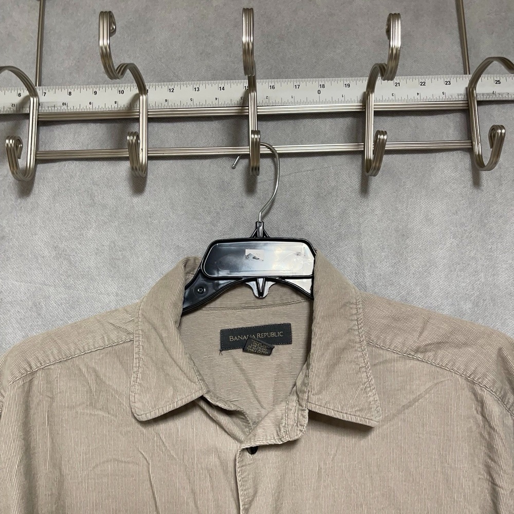 Banana Republic Shirt Men's XL‎ Beige Pinwale Corduroy Velvet Button Up Academia